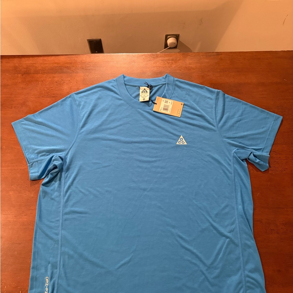 Nike ACG Men’s Blue Short Sleeve Performance Tee - XXL - BRAND NEW with tag